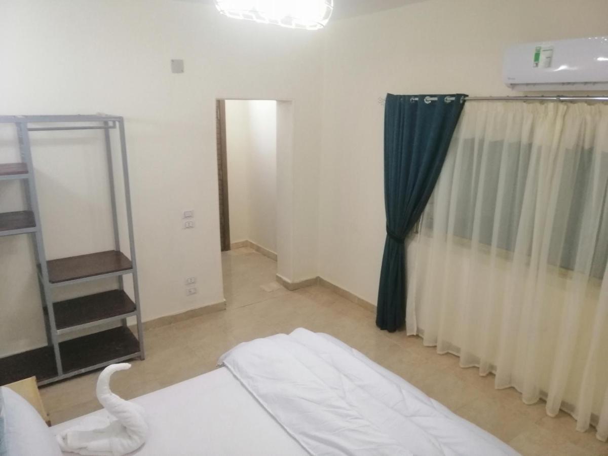 Hostel Anubis Kingdom Pyramids Kafret el-Gabal Exterior foto