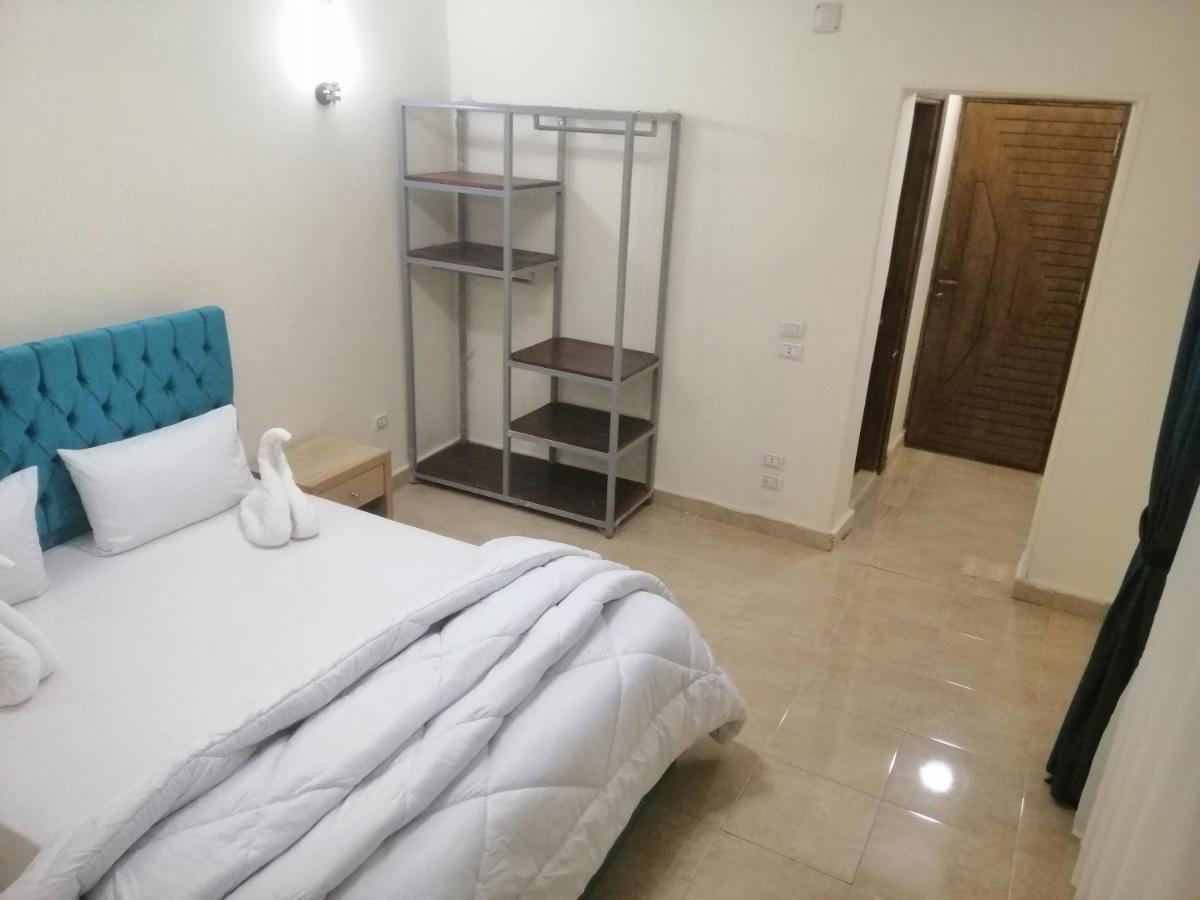 Hostel Anubis Kingdom Pyramids Kafret el-Gabal Exterior foto
