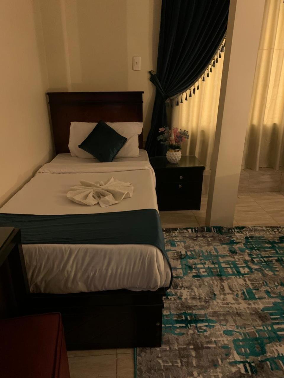Hostel Anubis Kingdom Pyramids Kafret el-Gabal Exterior foto