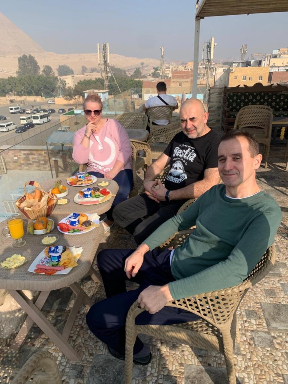 Hostel Anubis Kingdom Pyramids Kafret el-Gabal Exterior foto