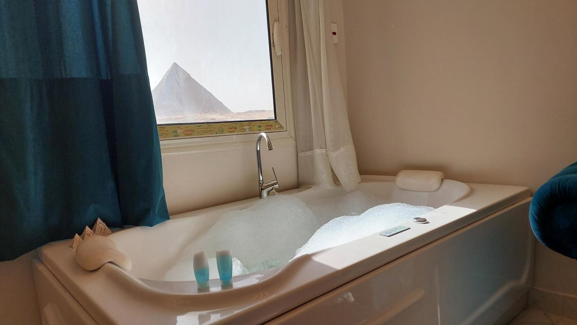Hostel Anubis Kingdom Pyramids Kafret el-Gabal Exterior foto