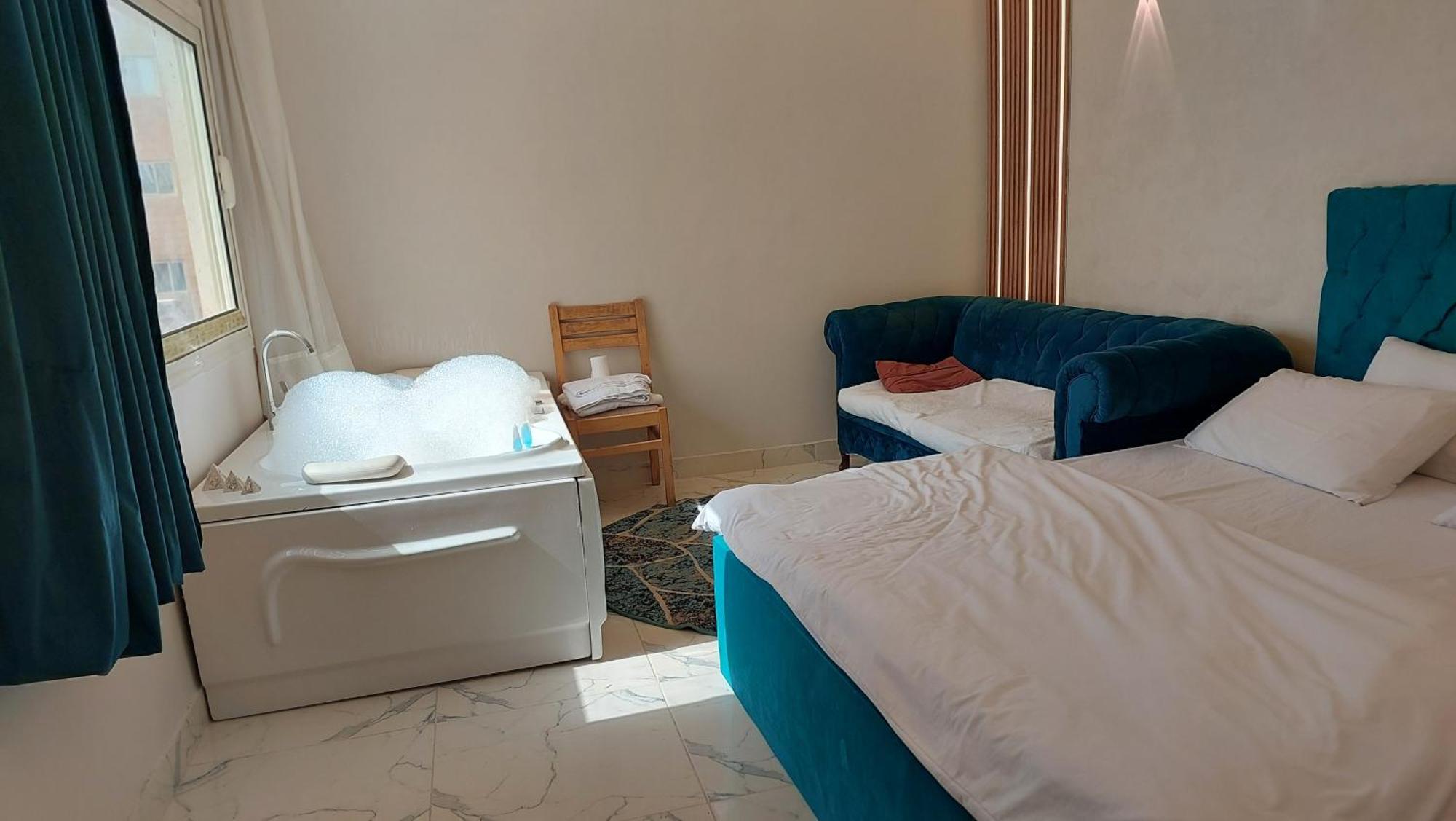 Hostel Anubis Kingdom Pyramids Kafret el-Gabal Exterior foto